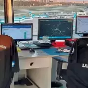 Petovello se mete de lleno y frena el paro de controladores a�reos: as� funcionar�n vuelos el finde largo