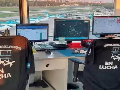 Controladores a�reos exigen mejoras salariales