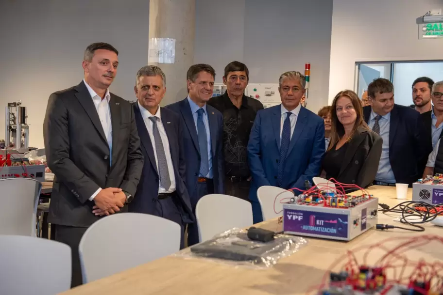YPF inaugur� el Instituto de Formaci�n T�cnica Vaca Muerta (IVM) en la ciudad de Neuqu�n
