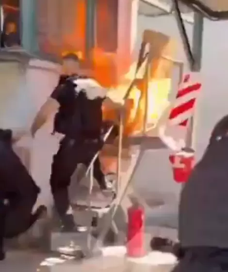 Desesperado un hombre se prendi� fuego en Rosario, cansado de que no le paguen su salario