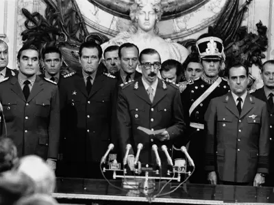 La Junta Militar compuesta por Emilio Eduardo Massera, Jorge Rafael Videla y Orlando Ram�n Agosti, el d�a de su asunci�n.