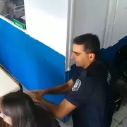 Fue a denunciar una estafa y termin� golpeada en la comisar�a: "�Me peg�, me peg�!"