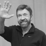 Muri� Chuck Norris, el hombre que convirti� la disciplina en leyenda