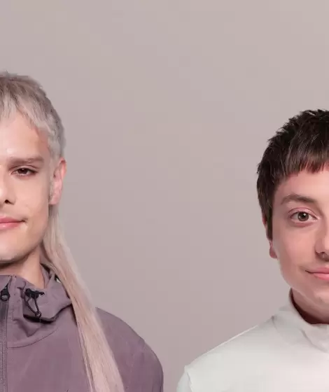 CA7RIEL & Paco Amoroso en FREE SPIRITS