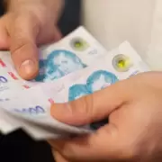 Salarios en ca�da y empleo en riesgo: el ajuste golpea el humor social y erosiona al Gobierno