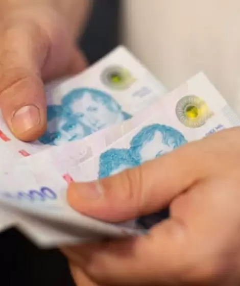 Salarios en ca�da y empleo en riesgo: el ajuste golpea el humor social y erosiona al Gobierno