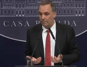 Manuel Adorni en su �ltima conferencia de prensa