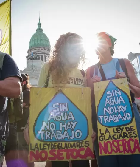 Piden inpugnar la audiencia p�blica por la Ley de Glaciares