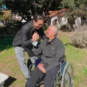 El d�a m�s dif�cil de Alan Lez: el finalista de La Voz Argentina 2025 despidi� a su pap� con un mensaje desgarrador