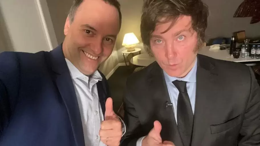 Manuel Adorni y Javier Milei