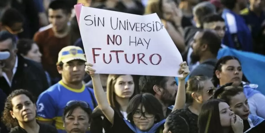 Este lunes comenz� la tercera semana del paro nacional universitario.