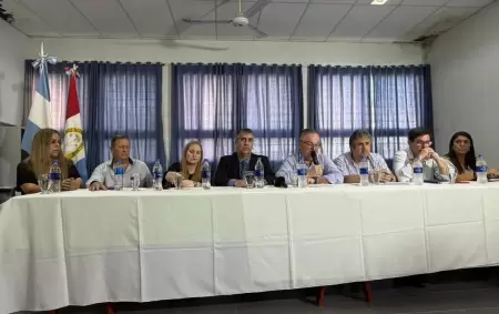 Las autoridades provinciales encabezaron una conferencia
