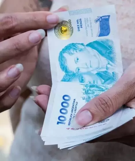 Salarios en ca�da libre y empleo en retroceso: el mercado laboral vuelve a niveles de crisis