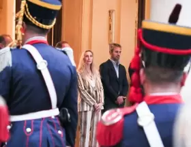 Karina us� a Granaderos para festejar su cumplea�os