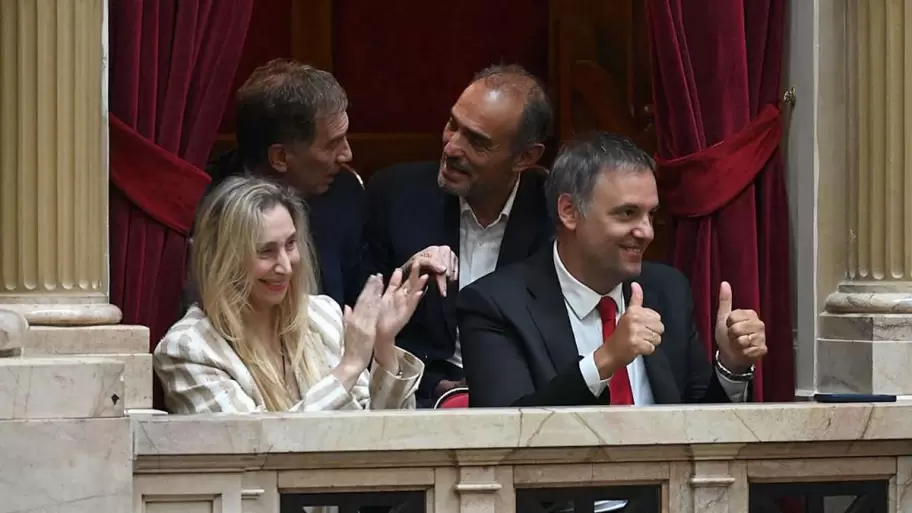 El esc�ndalo Adorni erosiona la imagen del resto