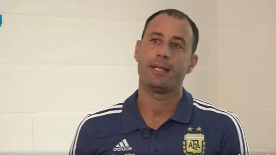 Denuncia de cinco futbolistas de la selección argentina femenina contra el entrenador Diego Guacci por presunto acoso y abuso sexual