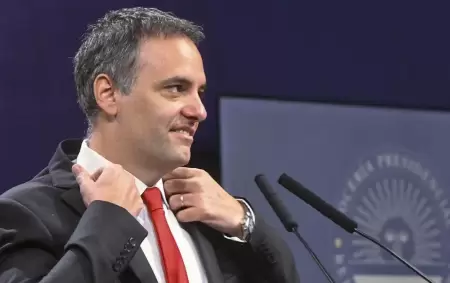 Manuel Adorni fue uno de los que duplic� su sueldo en enero de 2026.