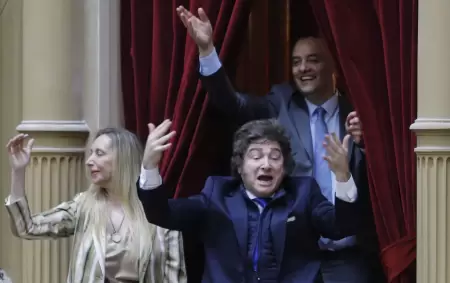 Karina Milei, Javier Milei y Manuel Adorni