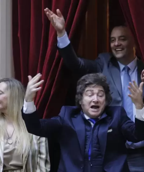 Karina Milei, Javier Milei y Manuel Adorni