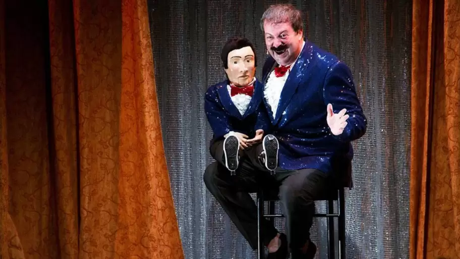 Beto Tony y su mu�eco, uno de los sketches m�s reconocidos de Fabio Alberti.