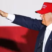 Donald Trump jur� destruir Ir�n a las 21 horas: "Esta noche morir� toda una civilizaci�n"