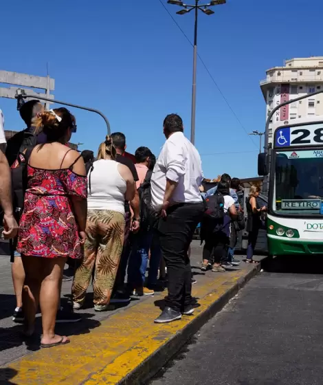 Paro de colectivos en el AMBA