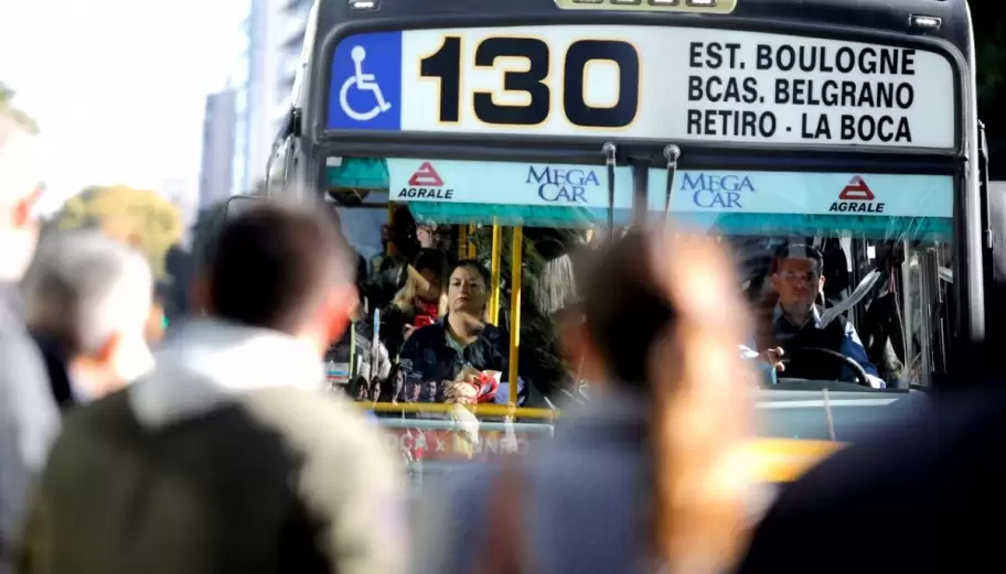 Paro de colectivos en el AMBA