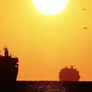 Ir�n cierra nuevamente el Estrecho de Ormuz ante un ataque de Israel: amenazan con romper el alto al fuego