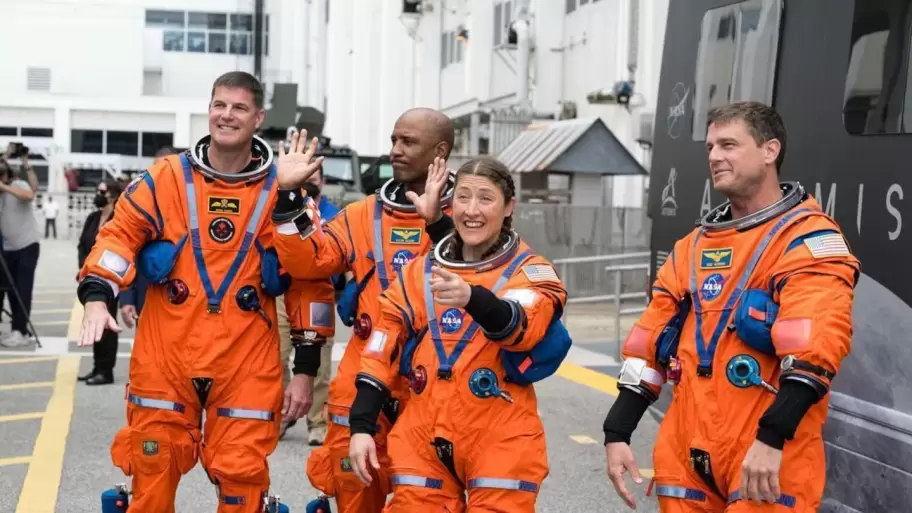 Los astronautas de la misi�n Artemis II vuelven este viernes tras 10 d�as en el espacio