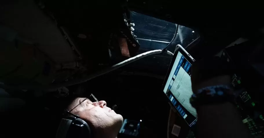 Si todo sale seg�n lo planeado, los astronautas dar�n una conferencia a las 23 horas