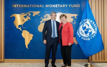 Luis Caputo y Kristalina Georgieva