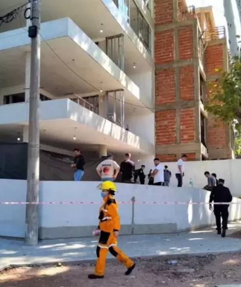 Encontraron un cuerpo oculto en una pared y la ciudad qued� en shock