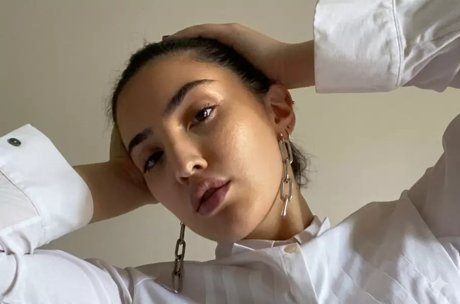 Nazarena Menem, de 26 años, quien accedió a un crédito de 236 millones de pesos en agosto de 2025.