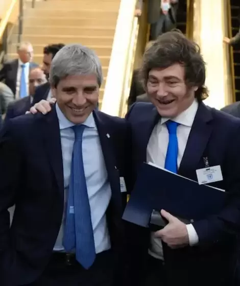 Luis Caputo y javier Milei