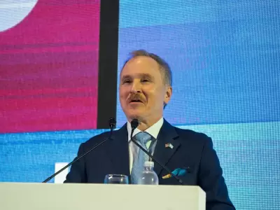 Peter Lamelas en AmCham