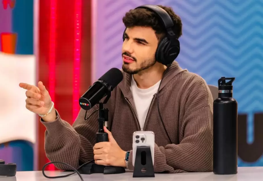 Santi Talledo cont� que un chofer de aplicaci�n se qued� dormido tras trabajar 14 horas