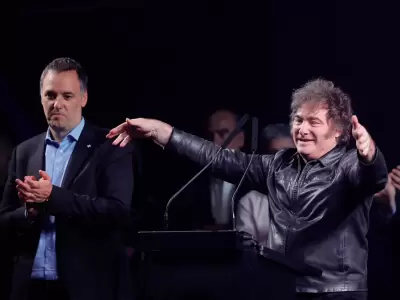 Manuel Adorni y Javier Milei