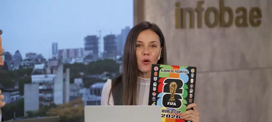 Luciana Rubinska cont� que compr� sin saberlo una versi�n no oficial del �lbum del pr�ximo Mundial