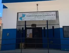 La Escuela Secundaria Ricardo Rojas Media N�4 de San Mart�n.