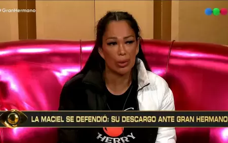 La Polic�a ingres� al reality para notificar formalmente a J�ssica "La Maciel" de una causa en su contra.