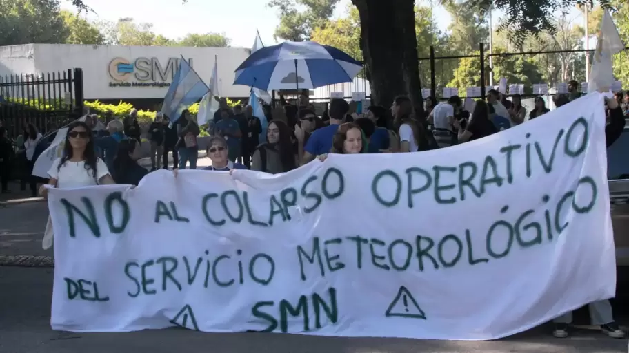 Trabajadores del SMN en pie de lucha