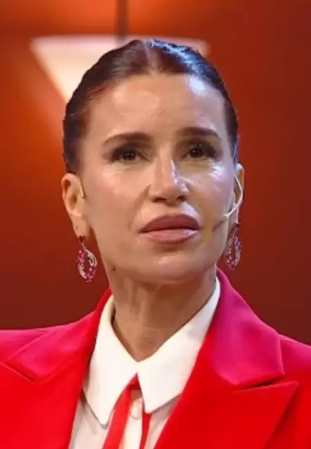 Flor Pe�a debi� renunciar a la conducci�n en Luzu TV.
