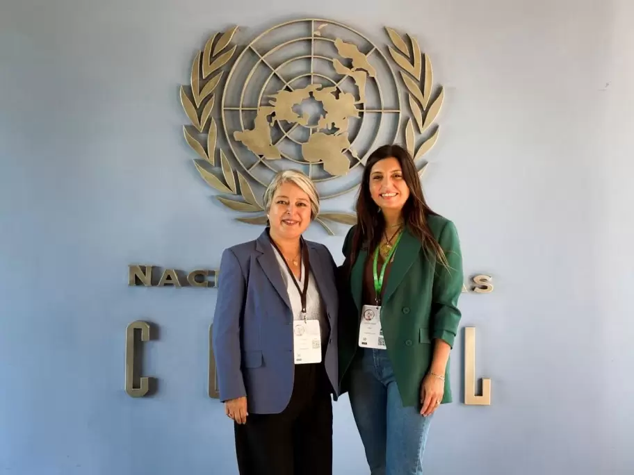 Jeannette Jara y Daniela Vilar