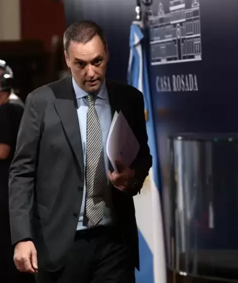 Manuel Adorni volvi� a quedar en el ojo de la tormenta por m�s dinero injustificado.