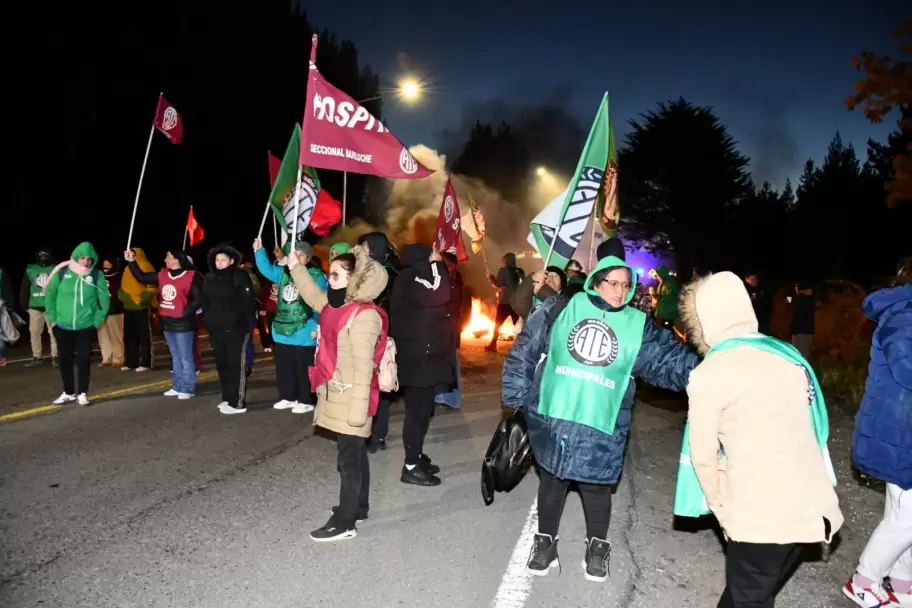 ATE paraliza aeropuertos y expone el costo social del ajuste