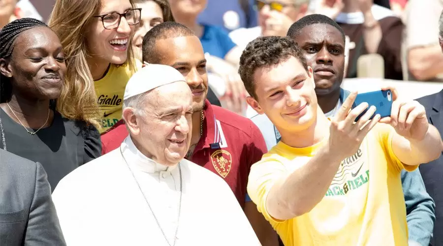 El Papa Francisco intent� llegar a los m�s j�venes
