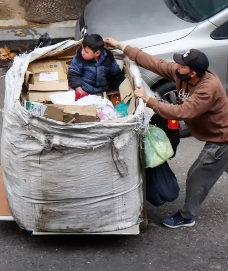 M�s de la mitad de los chicos en la pobreza: la mejora estad�stica no alcanza y la desigualdad se profundiza