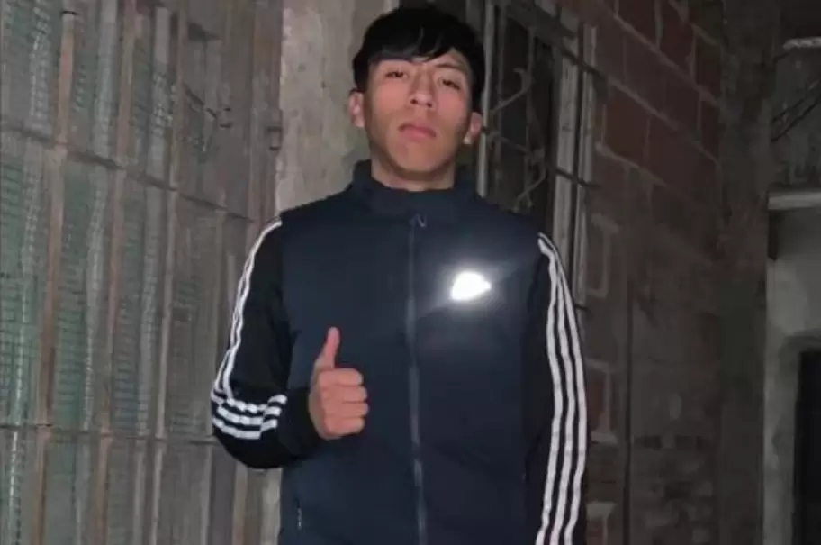 Maicol Leniz de 20 a�os est� se�alado por la familia de Mar�a Porcel Ramos de 15 como la persona que la acosaba y se la llev�.