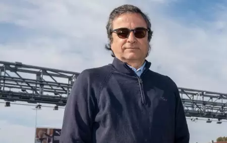 Carlos Frugoni, hombre clave en Infraestructura, habr�a omitido declarar hasta ocho departamentos en Miami.