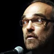 Fernando Iglesias desaf�a las leyes de la f�sica diplom�tica: ahora es embajador de Luxemburgo